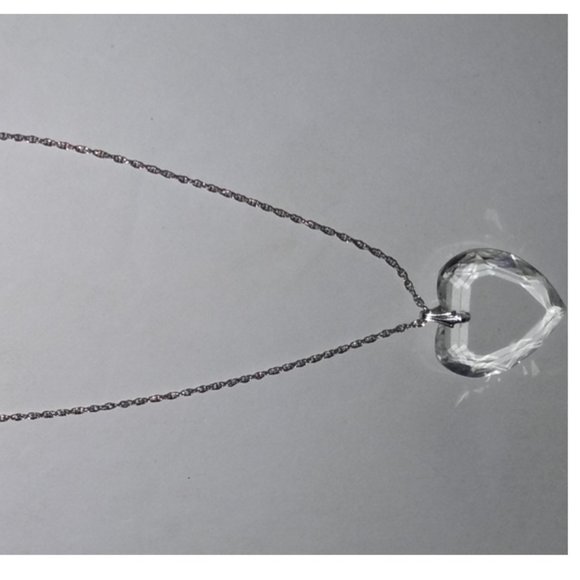 Strass Lead Crystal Heart Pendant on a 24 inch Silver Chain - Picture 10 of 10